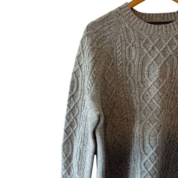 Banana Republic merino wool cable knit tweed sweater size Large - Picture 3 of 8